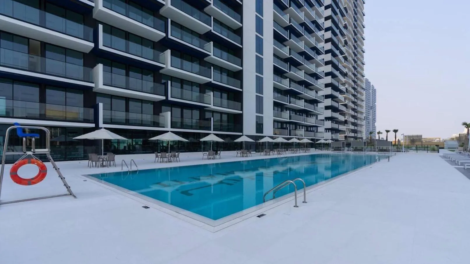 Modern 1Br Apt In Jvc With Pool & Gym Dubai United Arab Emirates
