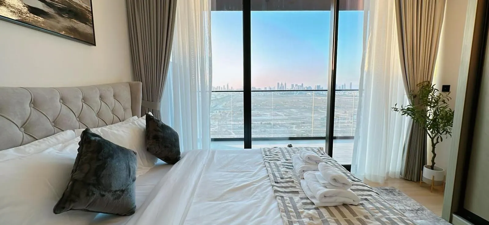 Modern 1Br Apt In Jvc With Pool & Gym Dubai Apartment