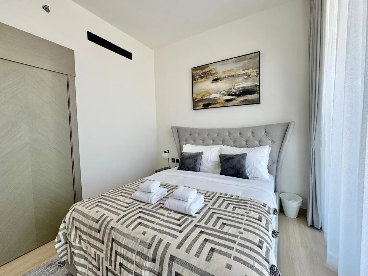 Modern 1Br Apt In Jvc With Pool & Gym Dubai 0*,  United Arab Emirates
